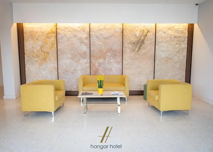 Hangar Hotel