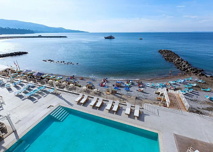 Alimuri Resort